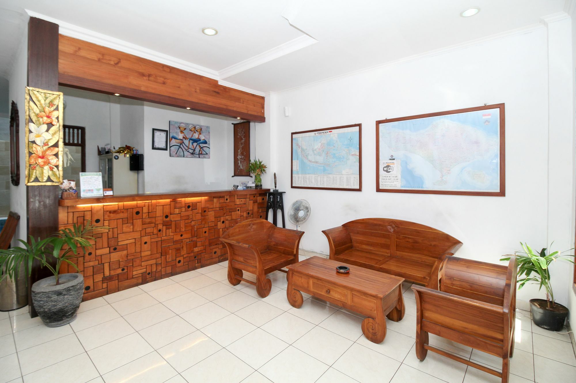 Отель Airy Kartika Plaza Gang Melati 1 Bali Кута Экстерьер фото